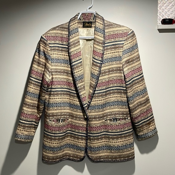 David Paul New York Jackets & Blazers - Vintage Patterned Blazer